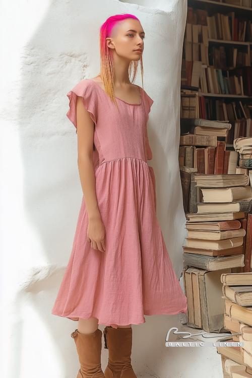 Eco-Friendly Fashion: Neon Hair and Stylish Linen Dress in Granada