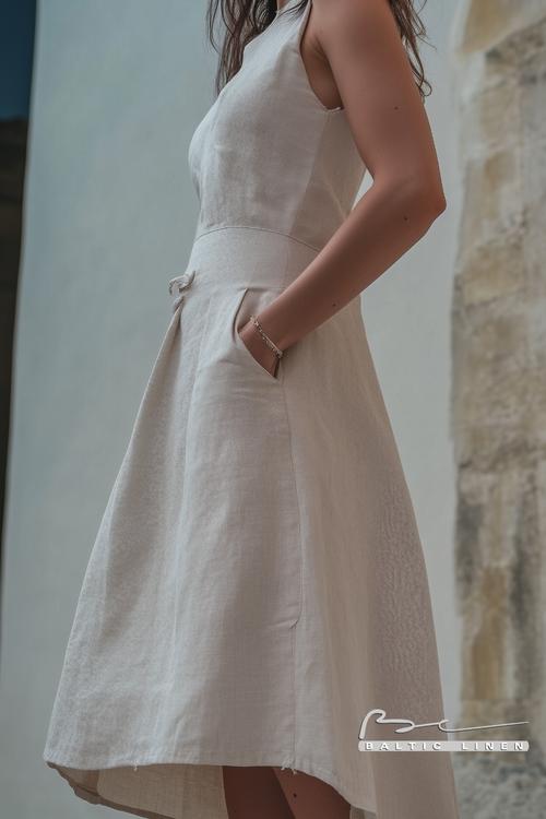 Stunning beige linen dress at Monasterio de San Jerónimo at dusk