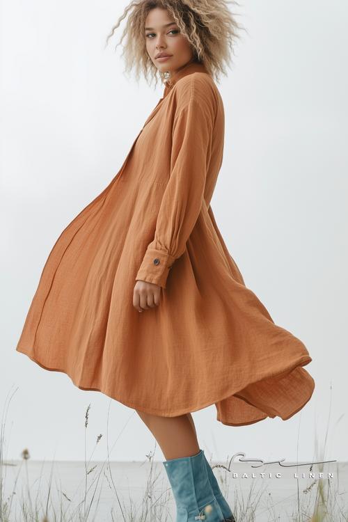 Chic oversized linen dress perfect for stylish outings in Locronan