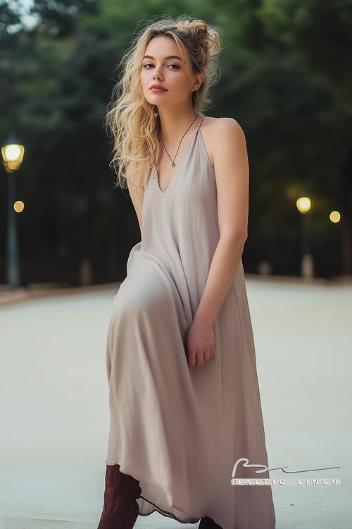 Eco-Friendly Fashion Trends in Granada's Blue Hour Moments