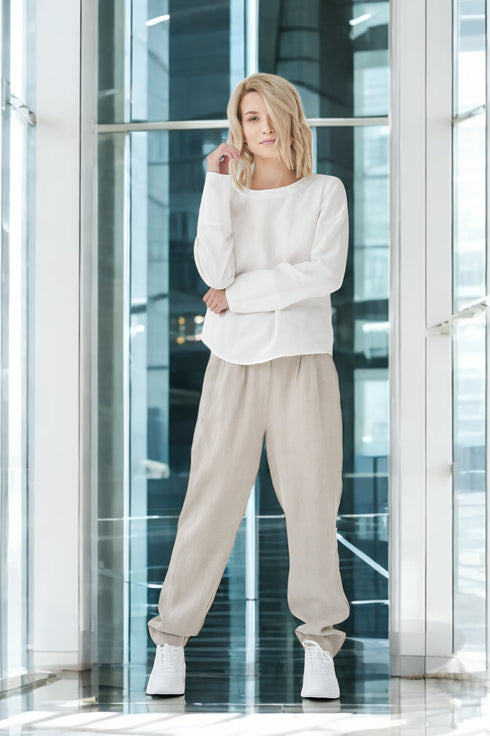Loose-fitting Linen pants with pockets on the sides Pamela from Baltic Linen
