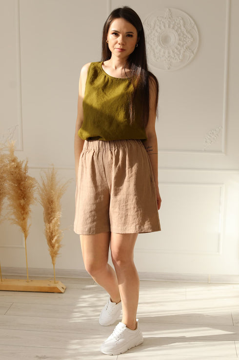 Image 3 of Organic linen shorts with side pockets and wide fit Phoebe from Baltic Linen
