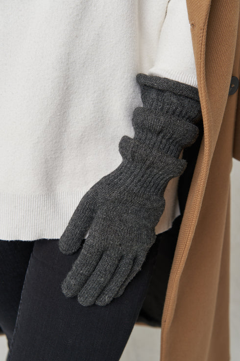 Image 15 of Comfortable handmade knitted sheep-wool mittens from Baltic Linen