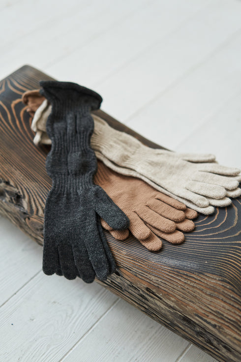 Image 16 of Comfortable handmade knitted sheep-wool mittens from Baltic Linen