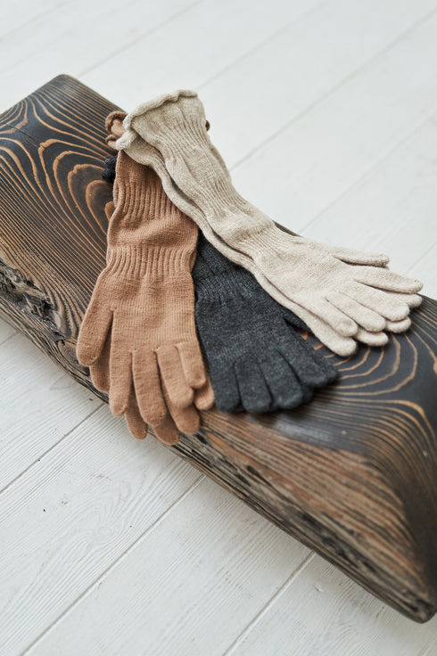 Image 7 of Comfortable handmade knitted sheep-wool mittens from Baltic Linen