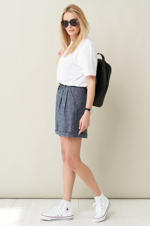 Image 5 of Linen high waist shorts with side pockets and an oversized fit Pixis from Baltic Linen
