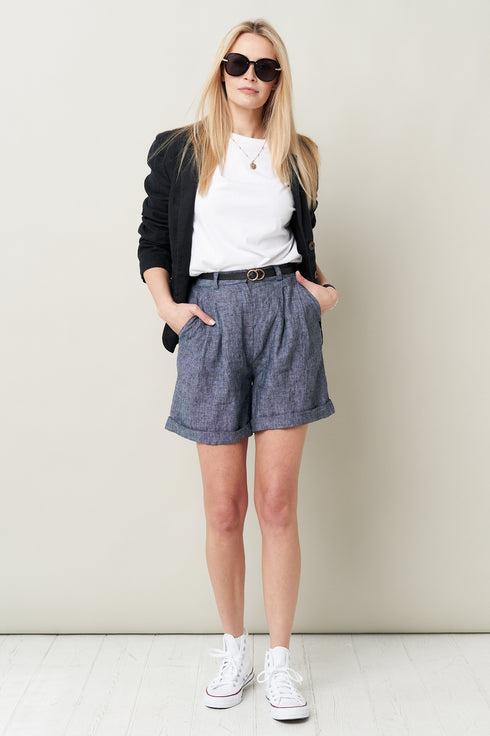 Image 6 of Linen high waist shorts with side pockets and an oversized fit Pixis from Baltic Linen
