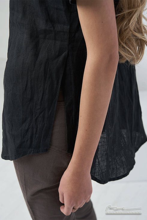 Image 8 of Linen blouse decorated with folded collar and short sleeves Gerda from Baltic Linen