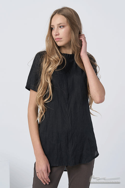 Image 10 of Linen blouse decorated with folded collar and short sleeves Gerda from Baltic Linen