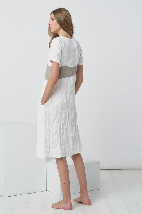 Image 4 of Minimalist linen dress with side pockets and short sleeves Jore from Baltic Linen