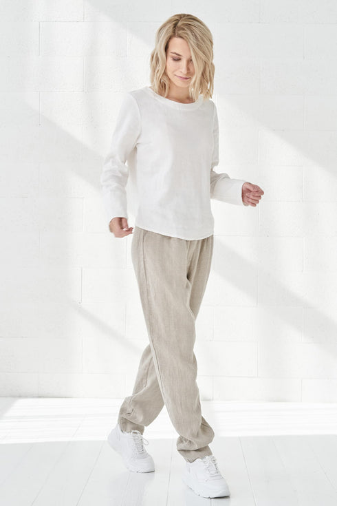 Image 2 of Loose-fitting Linen pants with pockets on the sides Pamela from Baltic Linen