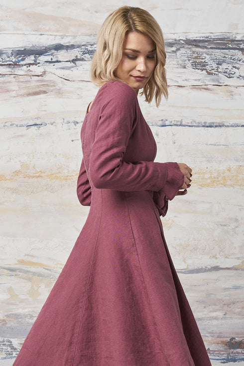 Image 9 of Evening linen dress with ripple sleeves and long fit Ina from Baltic Linen