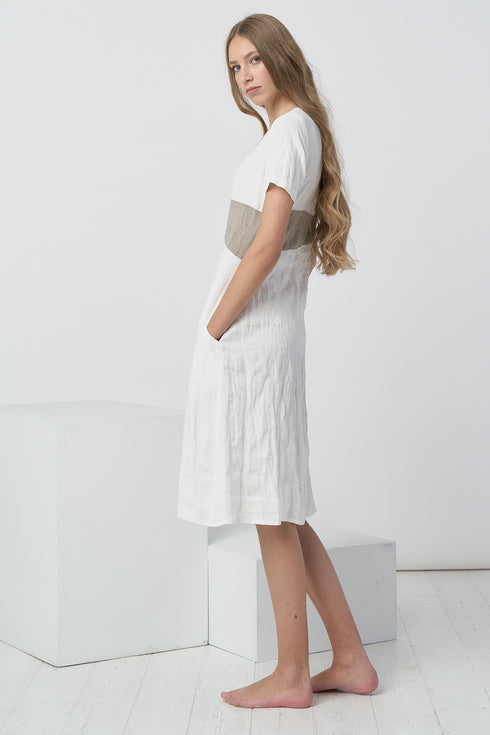 Image 5 of Minimalist linen dress with side pockets and short sleeves Jore from Baltic Linen