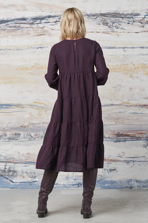 Summer linen dress comes with long sleeves and flowy design Marisa from Baltic Linen