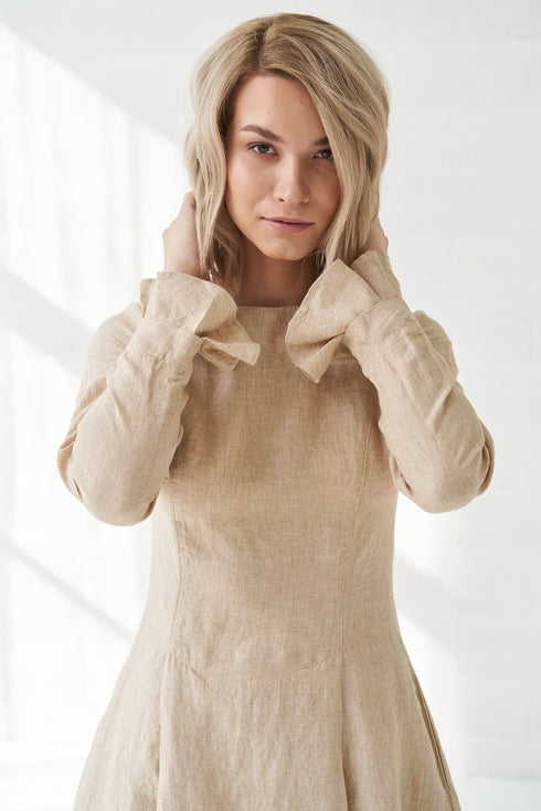 Image 15 of Evening linen dress with ripple sleeves and long fit Ina from Baltic Linen