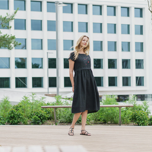 Image 8 of Printed linen dress features short sleeves and side pockets Molly from Baltic Linen