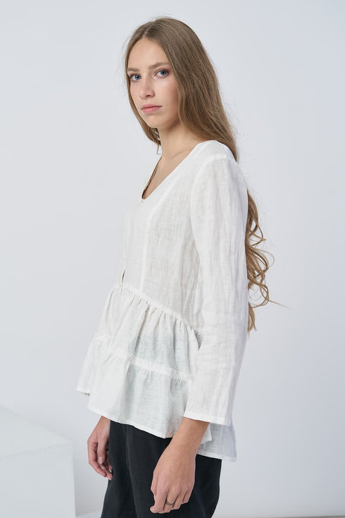 Image 3 of Casual linen blouse features a ruffled bottom and long sleeves Vaiva from Baltic Linen