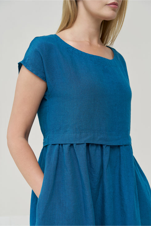 Image 4 of Pure linen dress features short sleeves and side pockets Molly from Baltic Linen