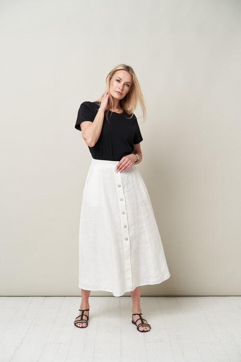 Image 2 of Linen skirt with buttons, pockets in the side seam Kiki from Baltic Linen