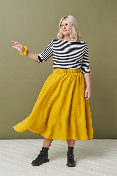 Image 2 of Linen skirt with pockets, elastic waist and side pockets Nova from Baltic Linen