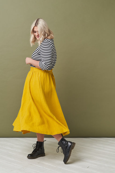 Image 3 of Linen skirt with pockets, elastic waist and side pockets Nova from Baltic Linen