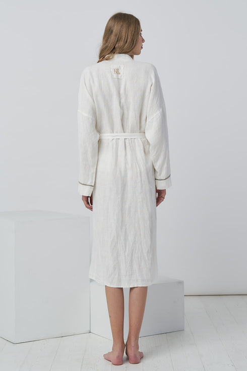 Image 3 of Luxury linen bathrobe comfortable with long kimono sleeves from Baltic Linen