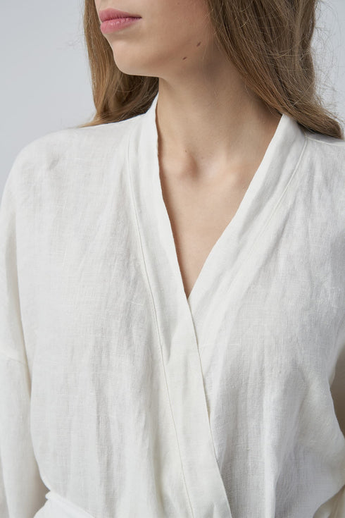 Image 5 of Luxury linen bathrobe comfortable with long kimono sleeves from Baltic Linen