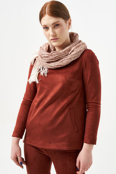 Image 19 of Comfy linen scarf made for chilly weather and comfort from Baltic Linen