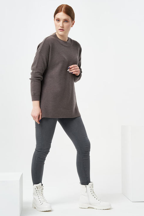 Image 2 of Oversize merino wool sweater with long sleeves - perfect for winter from Baltic Linen