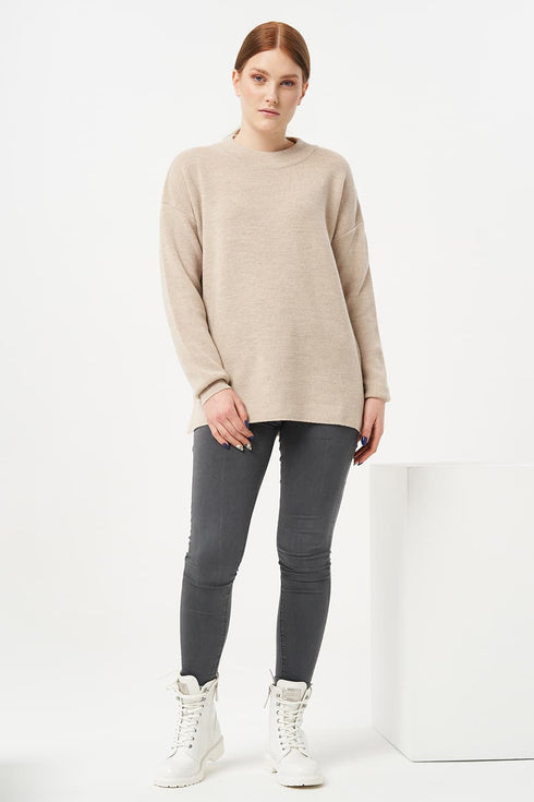 Image 7 of Oversize merino wool sweater with long sleeves - perfect for winter from Baltic Linen