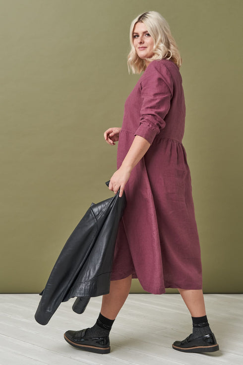 Image 11 of Pure linen dress washed and soft with long sleeves Madeira from Baltic Linen