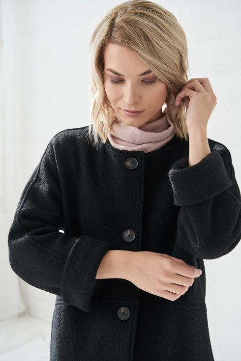 Image 5 of Modern wool coat with long sleeves and pockets Ernestina from Baltic Linen