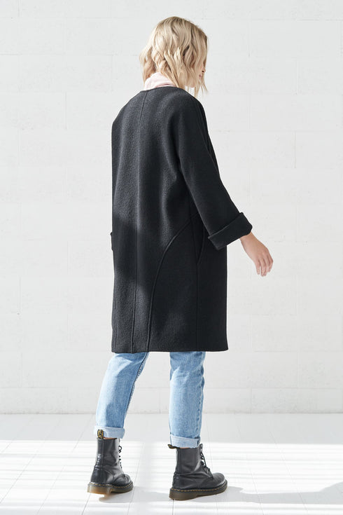 Image 8 of Modern wool coat with long sleeves and pockets Ernestina from Baltic Linen