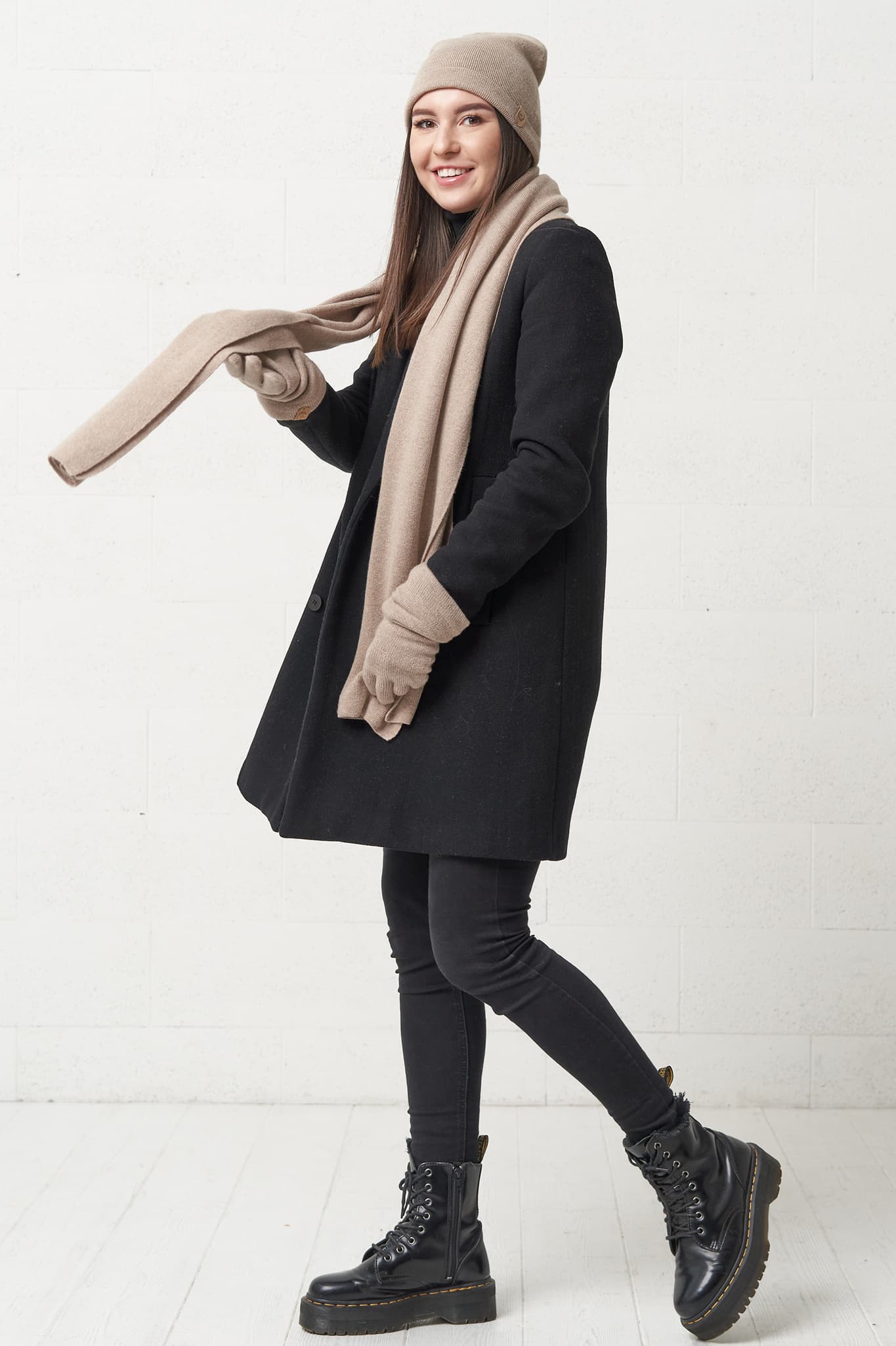 Cashmere winter camel set